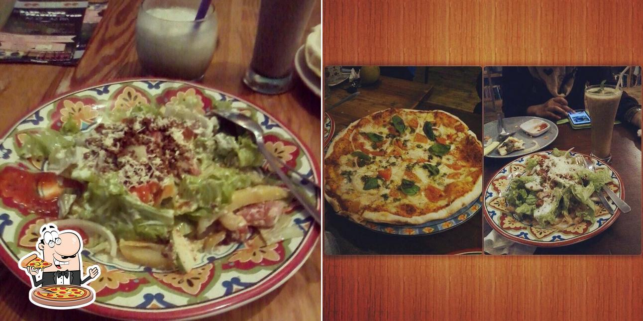 Roti Papi cafe, Yogyakarta, Selokan Mataram UGM - Restaurant reviews