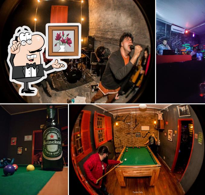 Blackbird Pub House