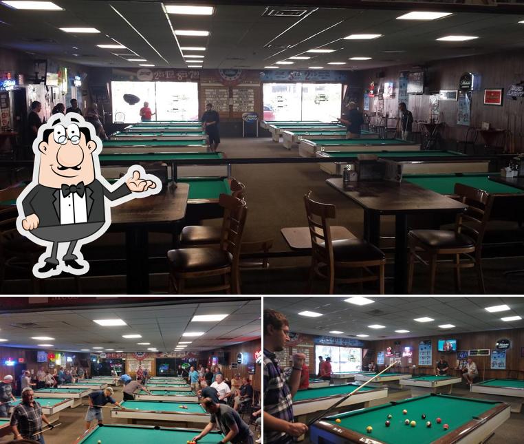8 Ball Lounge in Fort Myers Restaurant menu and reviews