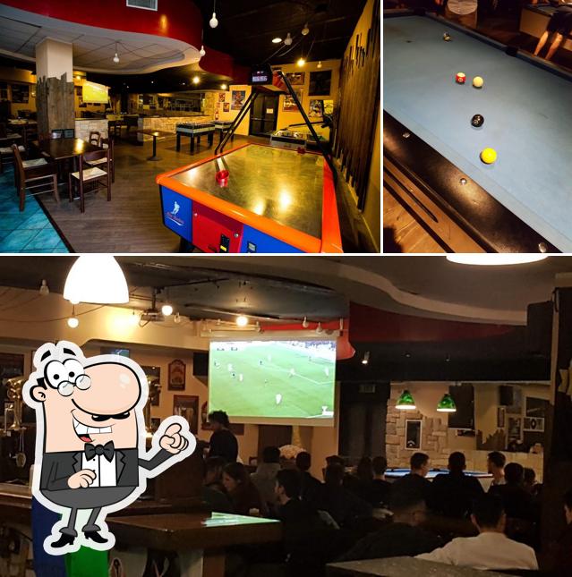 Siediti a un tavolo di Floyd Pub