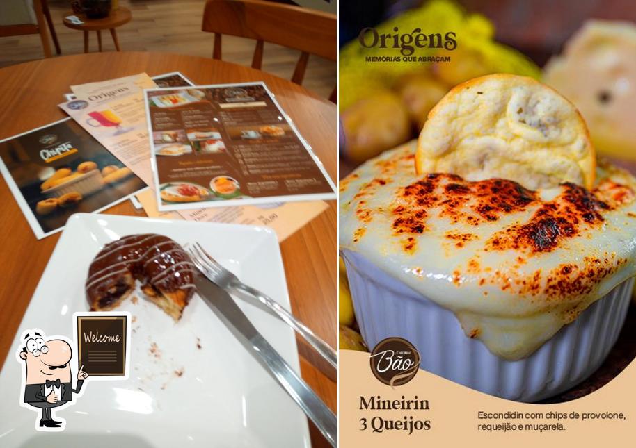 Look at this photo of Cheirin Bão Emporio Mineiro