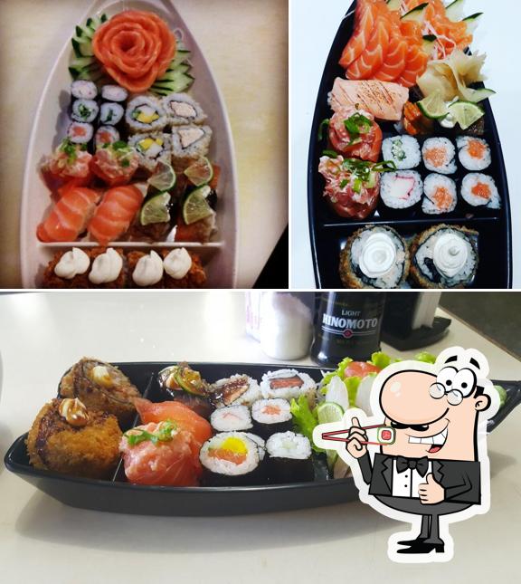 Presenteie-se com sushi no Restaurante Hiroshima