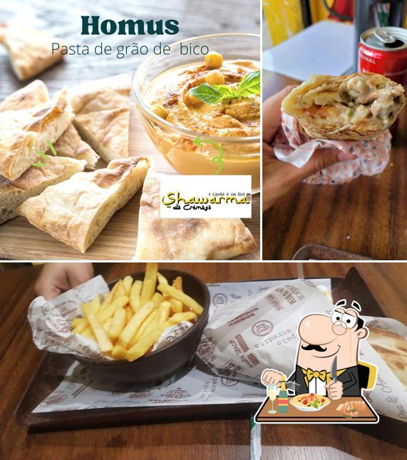 Comida em shawarma do cremoso