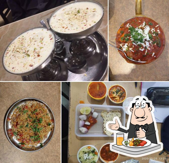 Food at Shree G. Bhagat Tarachand