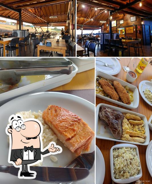 Confira a ilustração ilustrando interior e comida no Flutuante Restaurante Floriano PI. Comida Regional