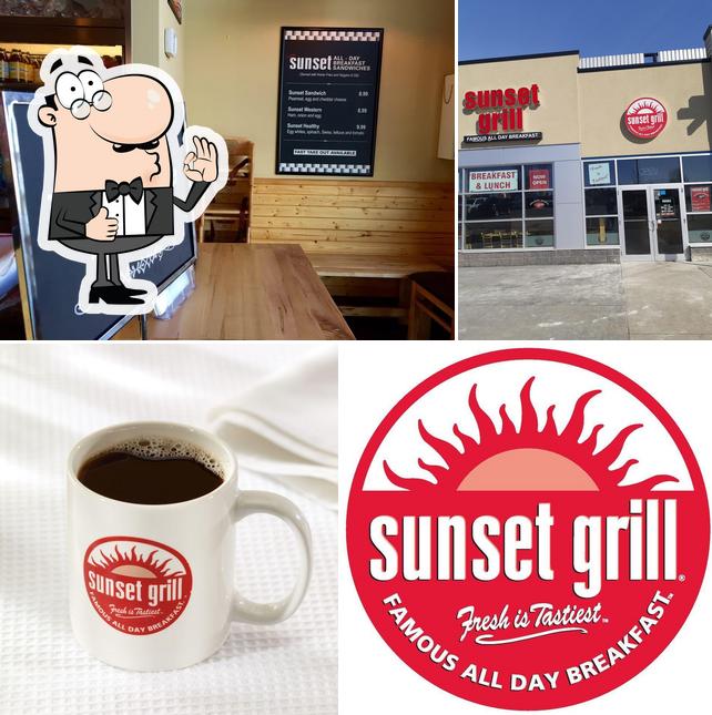 Regarder la photo de Sunset Grill