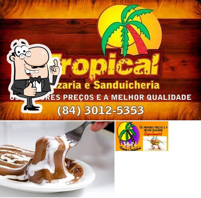 Look at this pic of Pizzaria e Sanduicheria Tropical