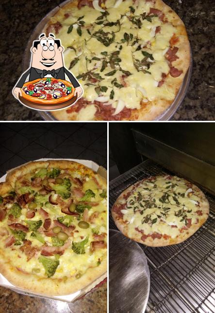 Peça diversos estilos de pizza