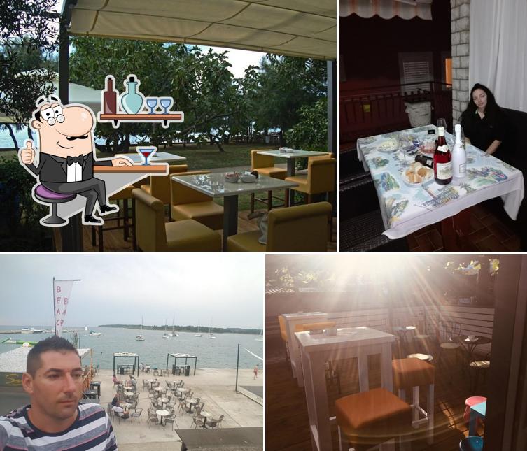 Gli interni di Waffle caffe Splash Novigrad