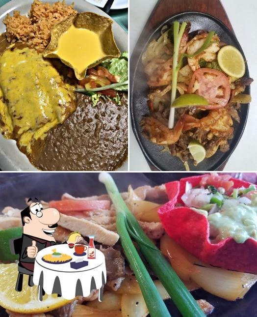 Anita's Mexican Restaurant in New Waverly Restaurant menu and reviews