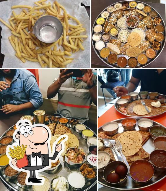 Taste French-fried potatoes at New AaoJi KhhaoJi