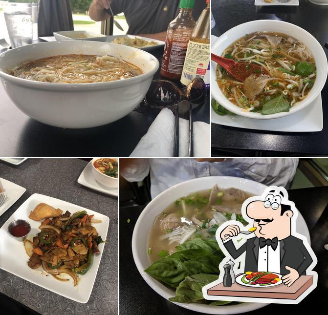 Rolling Wok Asian Cuisine & Pho in Grimes Restaurant menu and reviews