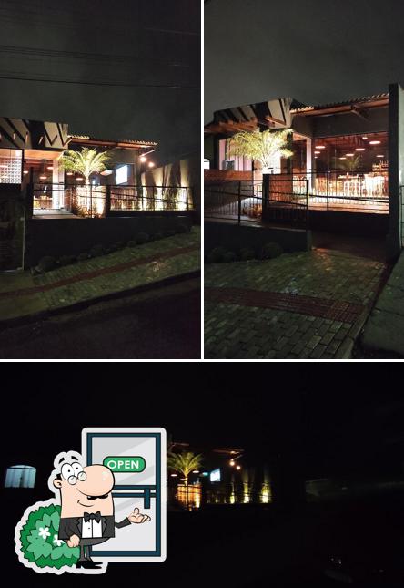 Authentico pub