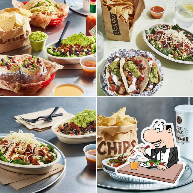 Chipotle Mexican Grill, 5855 20th St Unit 101 in Vero Beach
