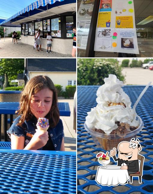 Dairy King, 4321 Mayfield Rd in South Euclid Restaurant menu and reviews