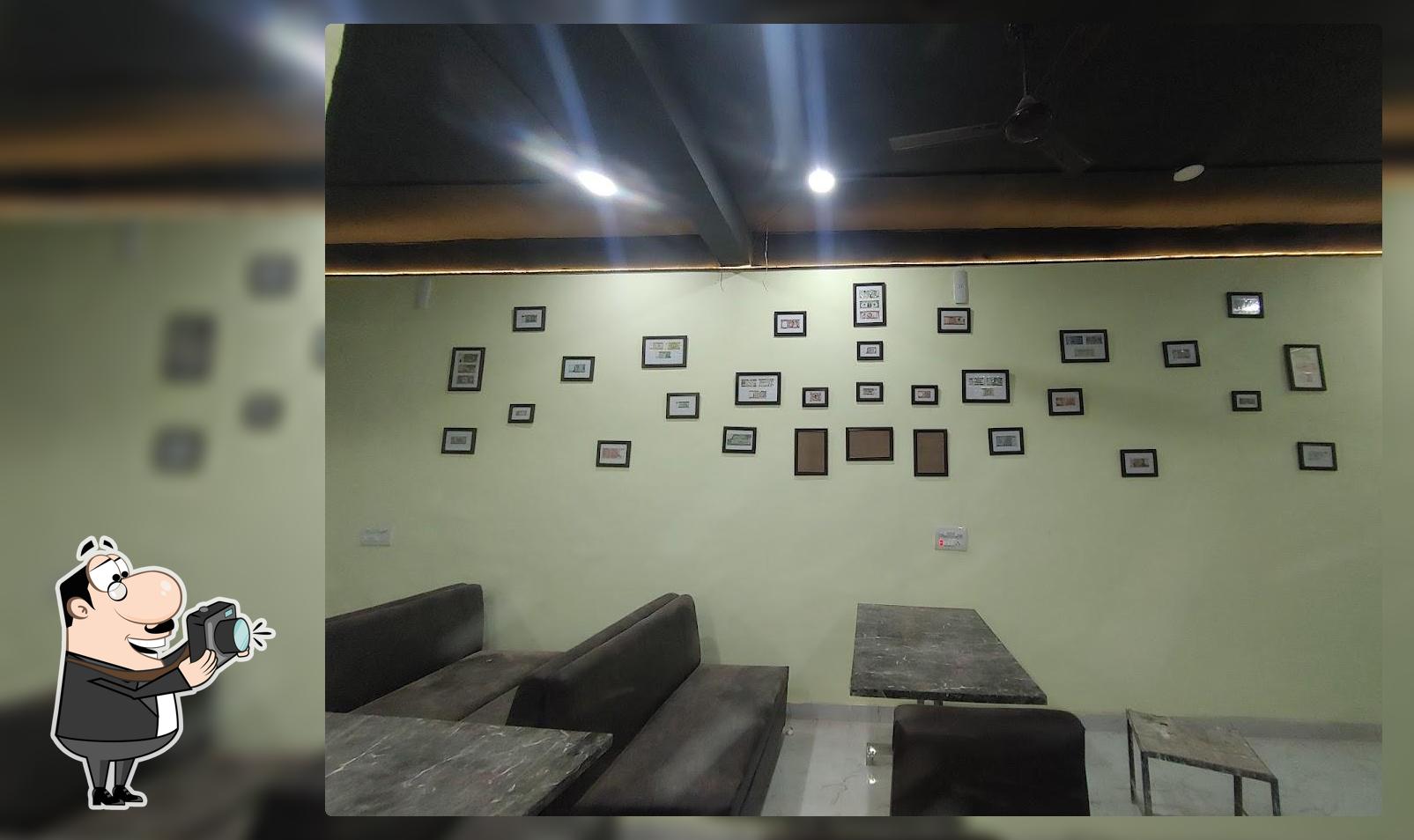 Moh Restaurant & Lounge