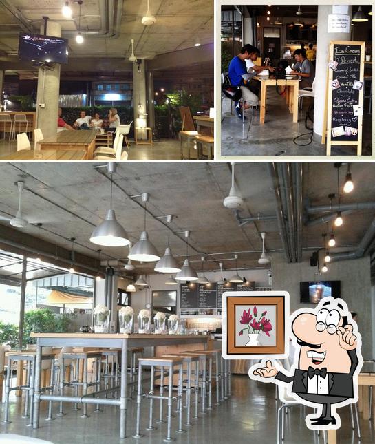 Forklift Cafe, Bangkok Restaurant reviews