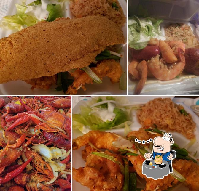 Lily's Seafood Bar And Grill in Beaumont Restaurant menu and reviews