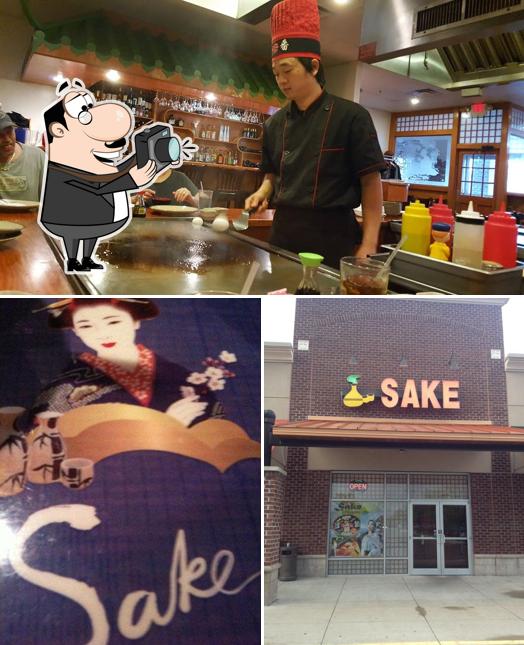 Look at this picture of Sake Japanese Restaurant