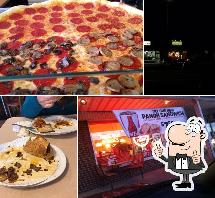 Frank's Pizza New York Style, 585 S West End Blvd 855 in Quakertown