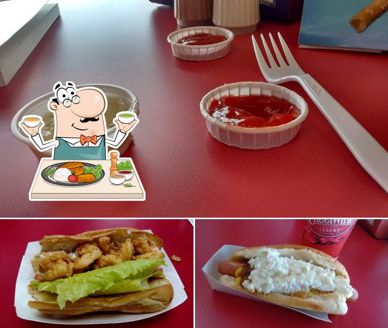 The Great American Hot Dog & Seafood in Hendersonville Restaurant