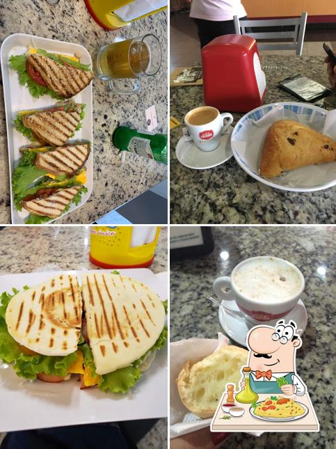 Comida em Café Mineiro