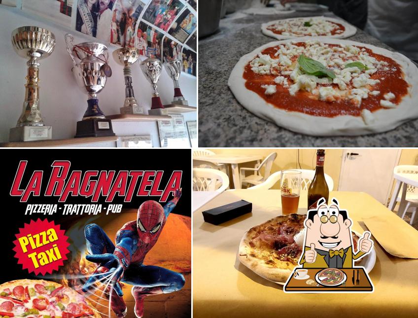 Ordina una pizza a LA RAGNATELA