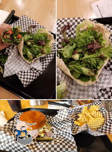 Backyard Grill in Highland Park Restaurant menu and reviews