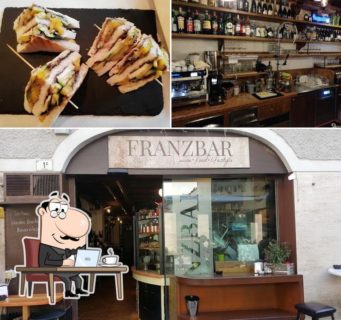 La foto della interni e cibo di Insere Bar