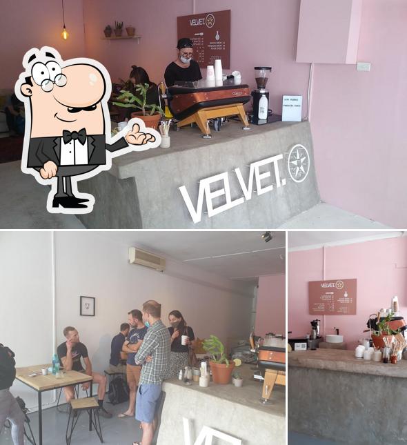 Découvrez l'intérieur de VELVET. coffee co