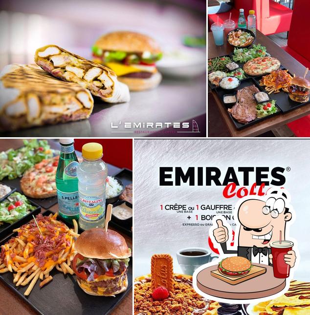 Commandez un hamburger à EMIRATES Coffee