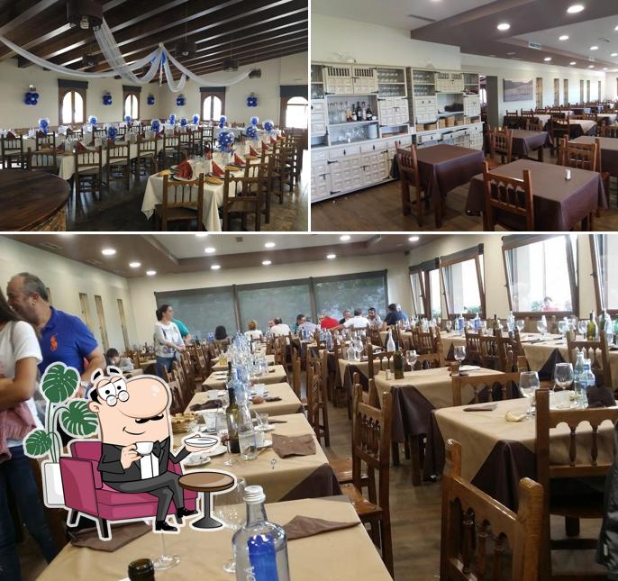 Check out how Restaurante Río Loyo looks inside