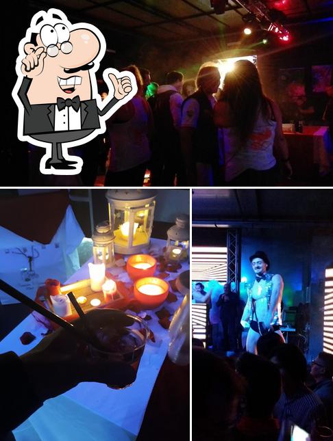 Gli interni di Fabric Rise Up