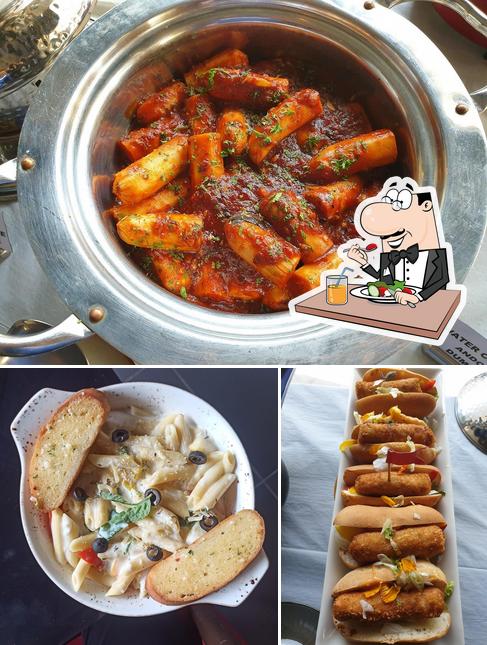Meals at PURPLE PENGUIN