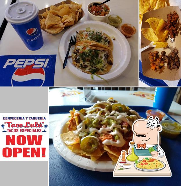 Taco Lulú in Chicago Restaurant menu and reviews