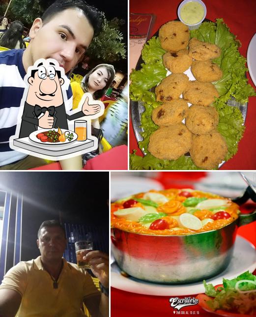 Platos en Escritório Bar E Cozinha
