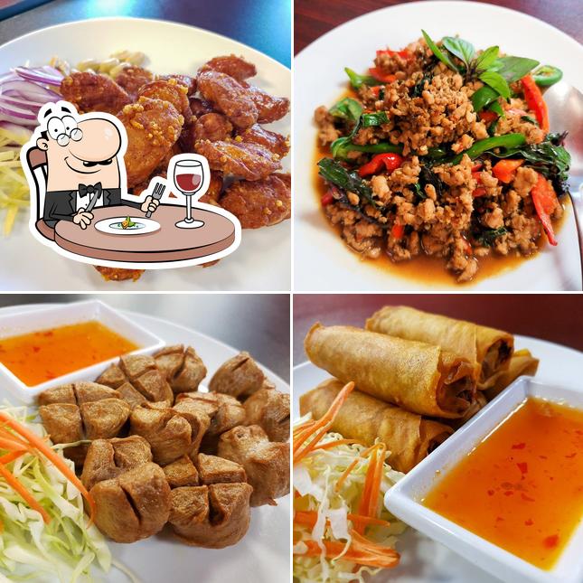 Ocha Thai Express in Henderson Restaurant menu and reviews