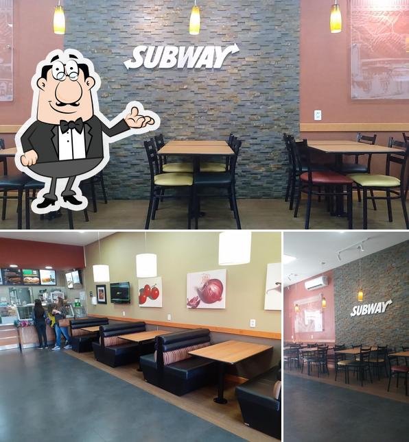 O interior do SUBWAY