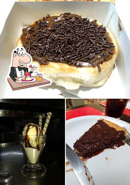 Pizza Hut oferece uma escolha de sobremesas