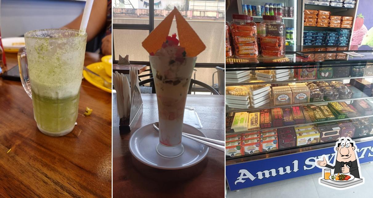 Food at Amul Ice Cream Parlour