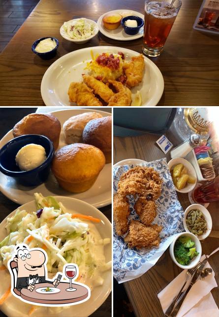 Food at Cracker Barrel Old Country Store