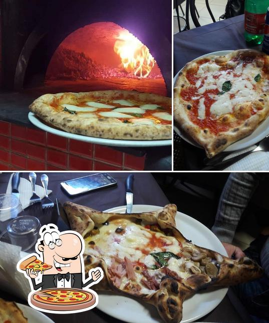 Scegli una pizza a Pizzeria Arcora Di D'Avanzo Erminia