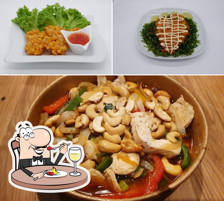 Блюда в "Tiger Thai Food"