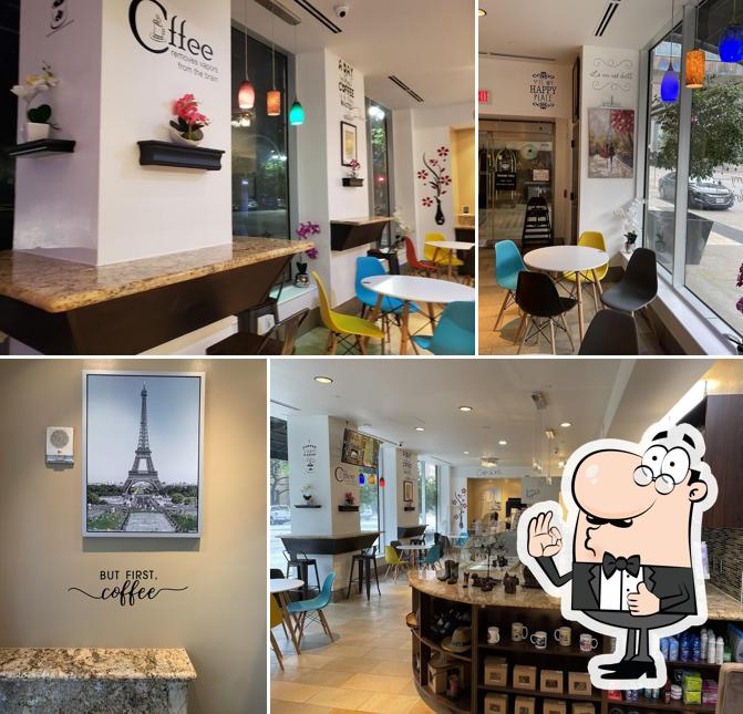 See the image of Café Paris