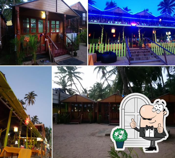 The exterior of Neptune Point Beach Shack n Cocohuts