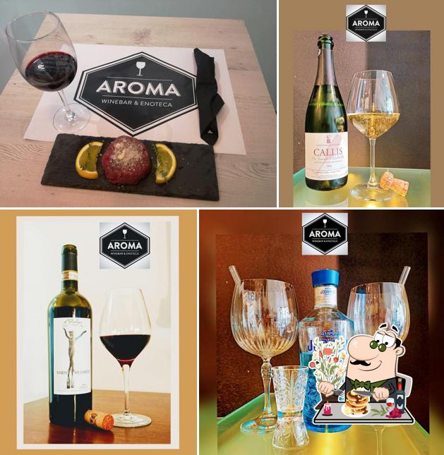 Ordina un bicchiere di vino a Aroma winebar enoteca