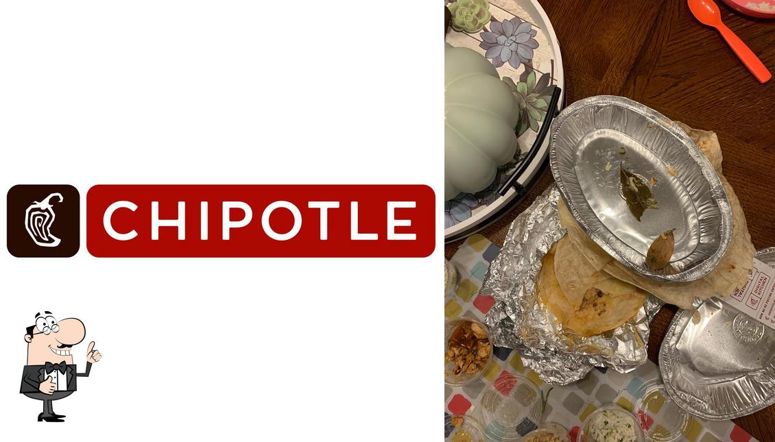Chipotle Mexican Grill, 949 NW 84th Terrace in Kansas City Restaurant