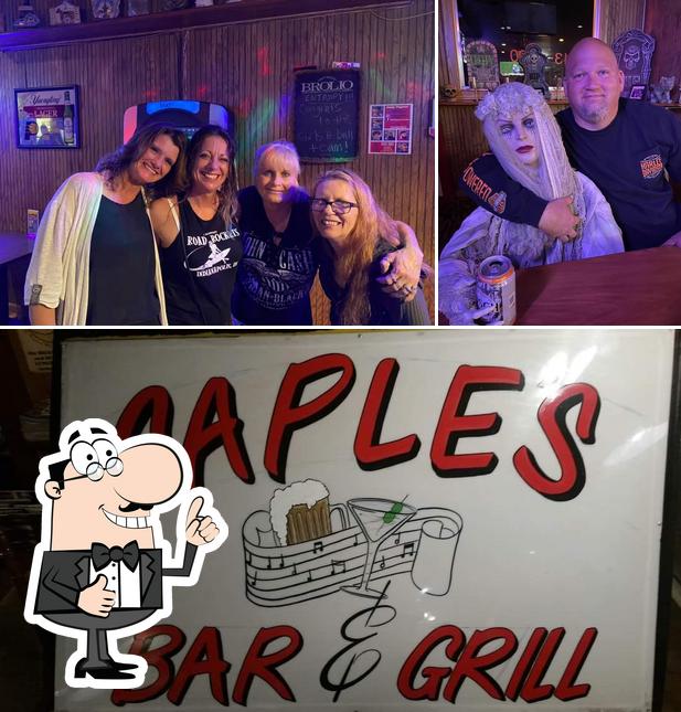 Caple's Bar & Grill in Royal Center Restaurant reviews