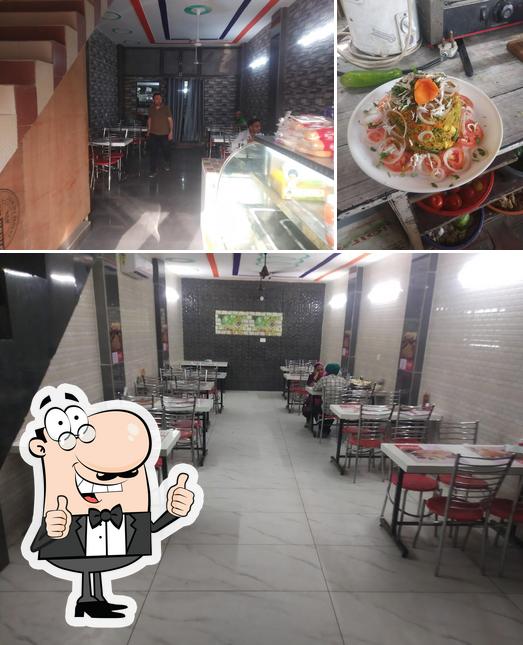 Look at the picture of FARMER'S FOOD POINT