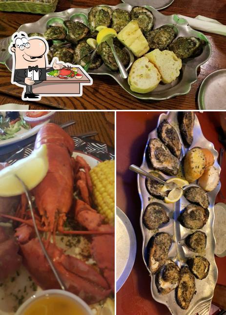 Закажите блюда с морепродуктами в "Jaeger's Seafood and Oyster House"